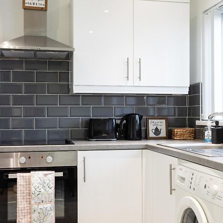 Fully Refurbished North Belfast Home 2 Buitenkant foto