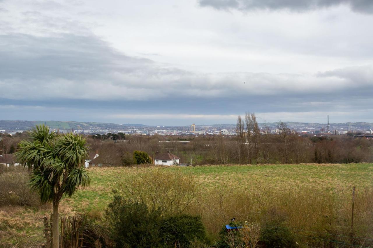Fully Refurbished North Belfast Home 2 Buitenkant foto